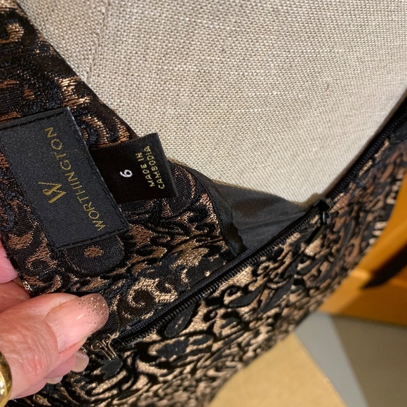 ⚜️NWOT‼️ Luxurious & Elegant Black and Gold Brocade Pencil Skirt - Sz 6 - Picture 9 of 14